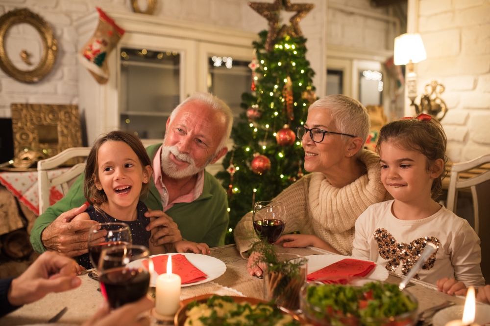 Come apprezzare feste e pranzi natalizi con l’ipoacusia